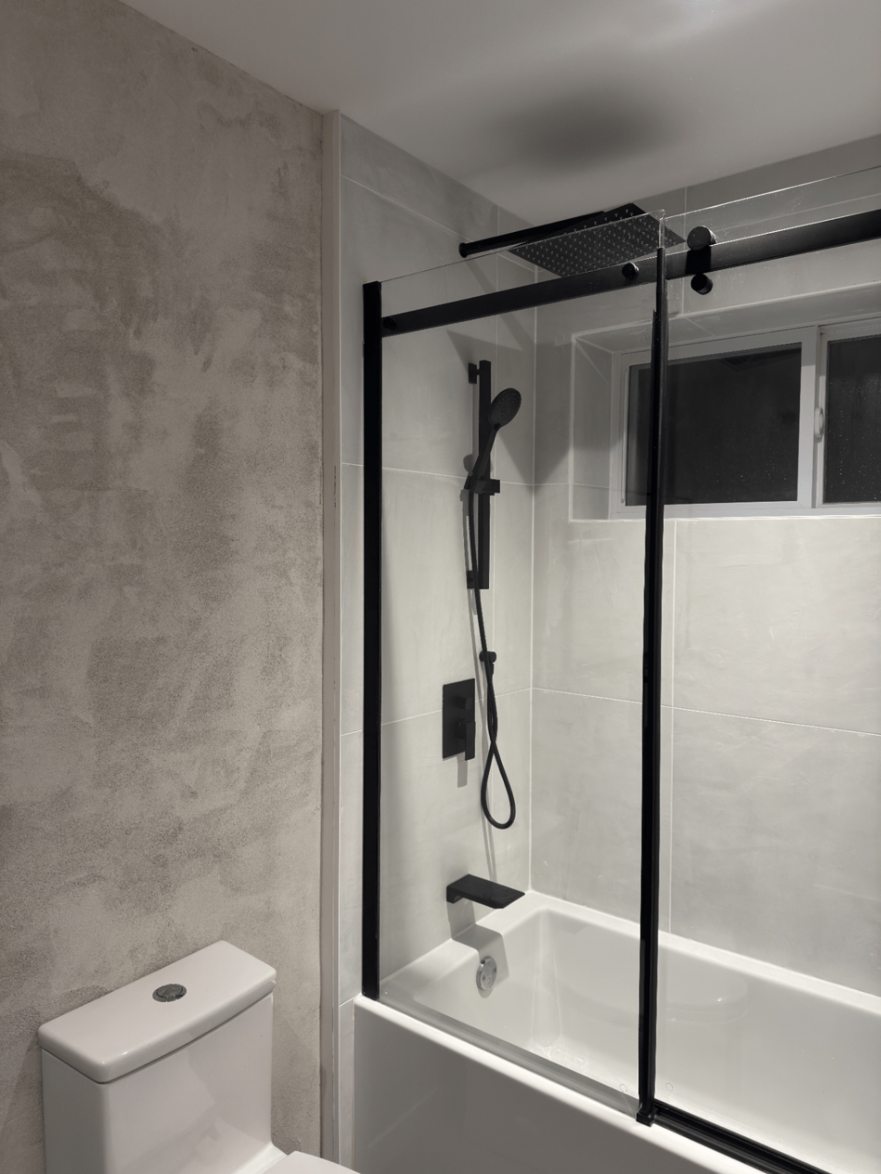 Douche et finitions contemporaines